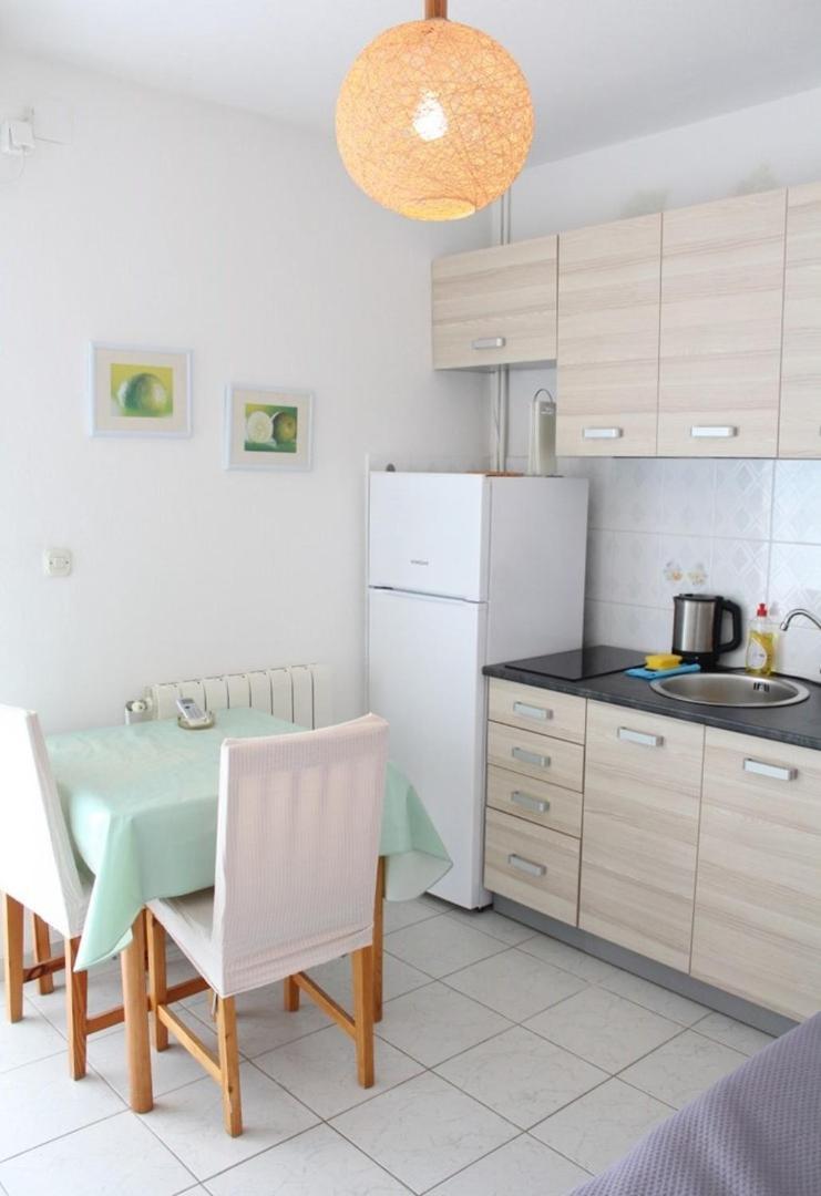 Apartment Bajuti Primošten Exteriör bild