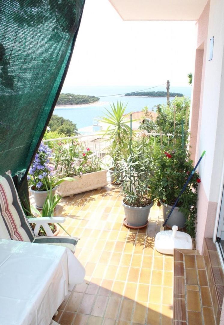 Apartment Bajuti Primošten Exteriör bild